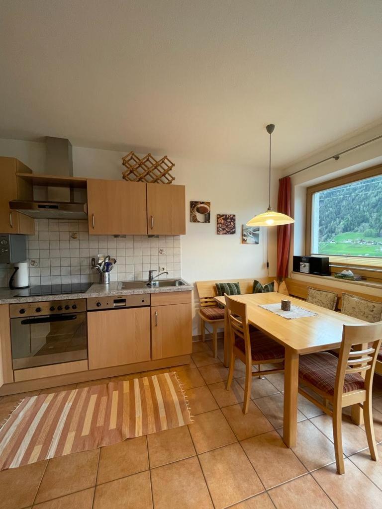 Haus Harbauer Lägenhet Neustift im Stubaital Exteriör bild